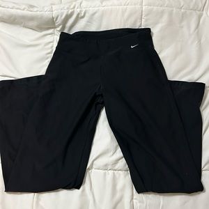 Nike straight cut leggings